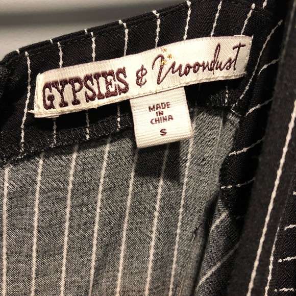 Jumpsuit - Picture 3 of 4